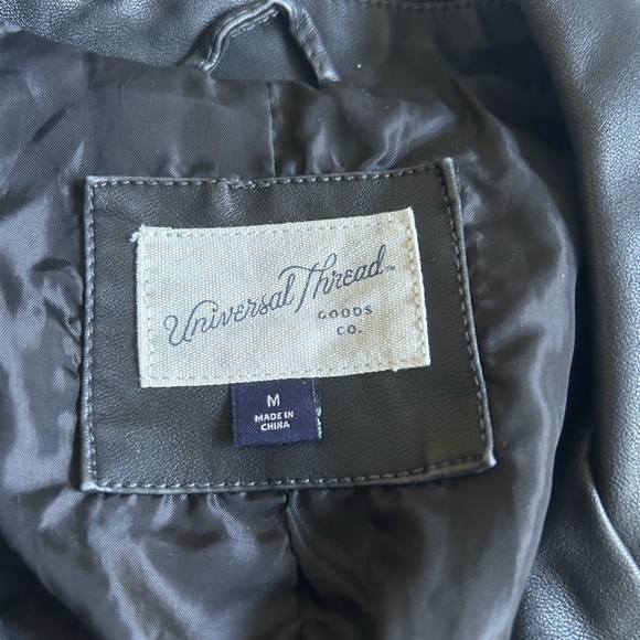 Women’s Leather Jacket - Medium - Picture 4 of 4